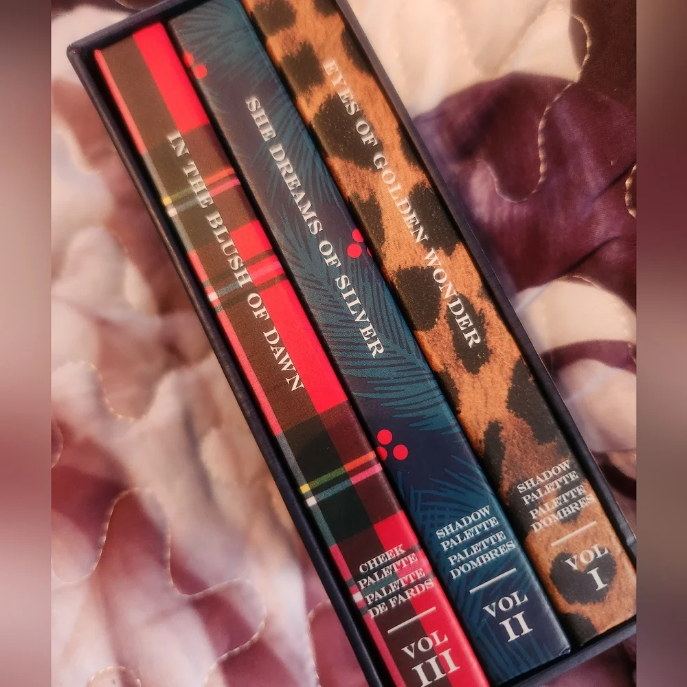 New Avon Iconic Beauty Classic Collection - Picture 6 of 14